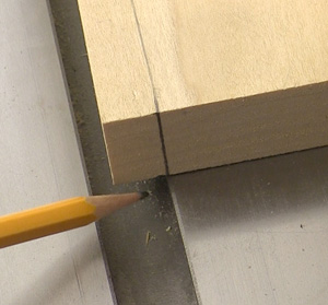 Distance miter slot from blade Distance miter slot from blade